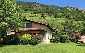 Gites le Paradis - Superbe vue sur le Vercors Dominant le village